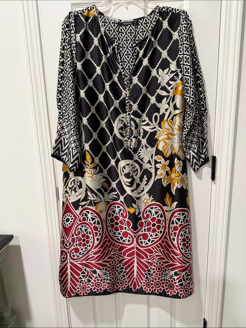 Khaadi Black Floral & Geometric Satin Midi Kurta with Pearl Accent kaftan tunic